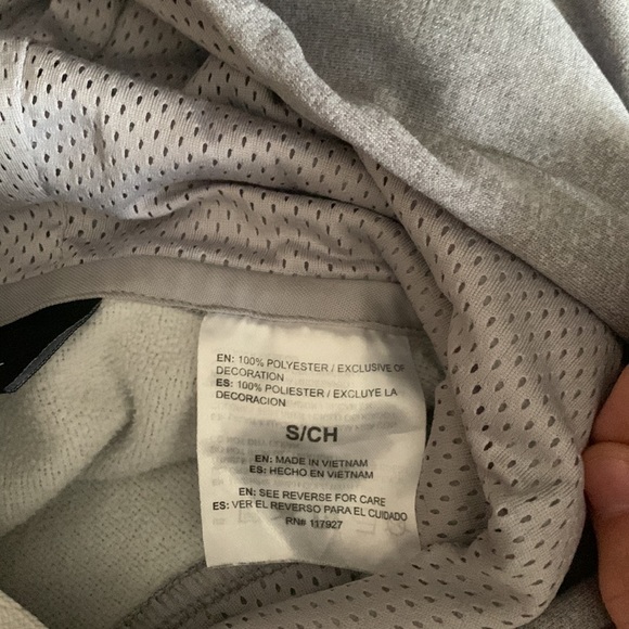 Reebok hoodie - Picture 3 of 4